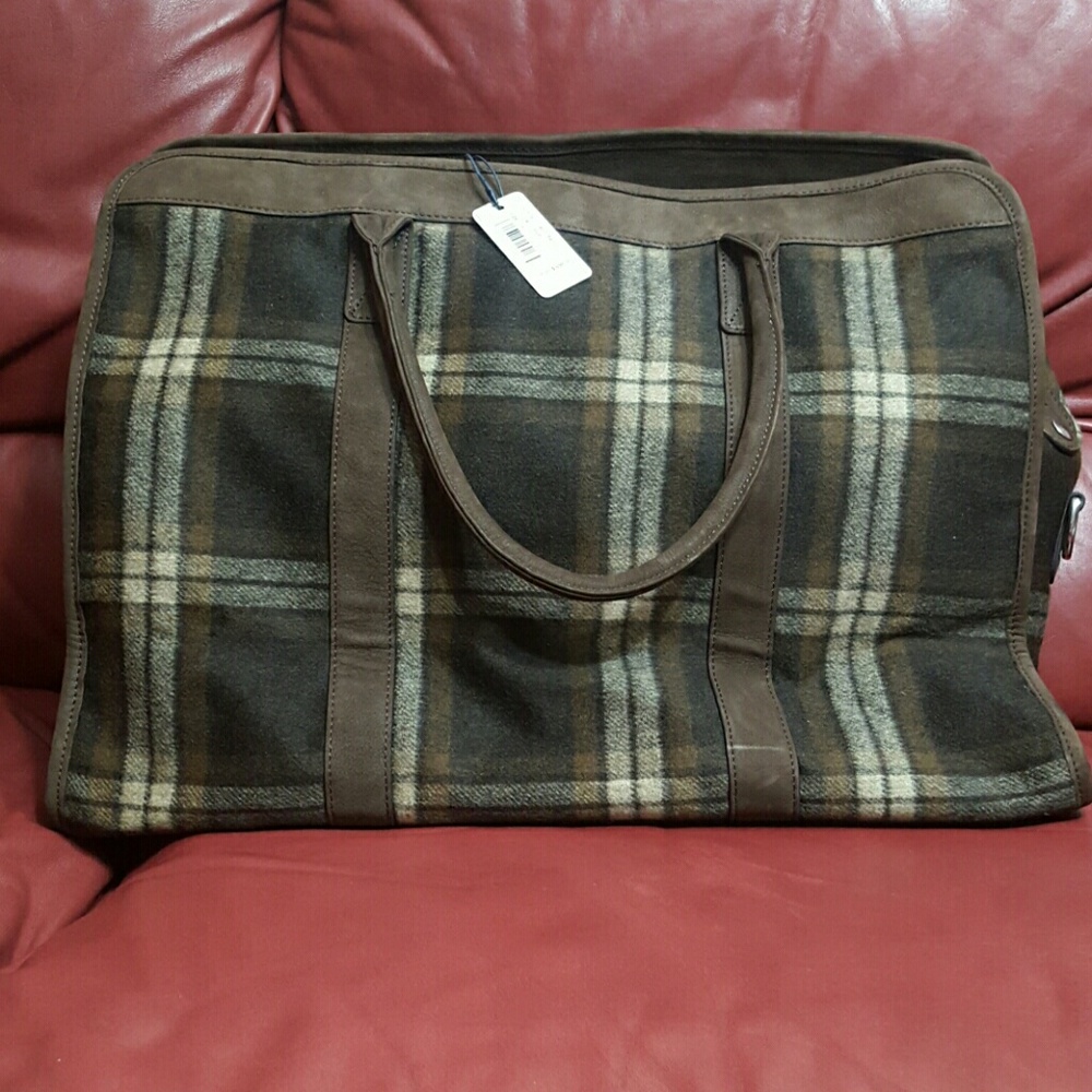 NWT PETER MILLAR TRAVEL BAG